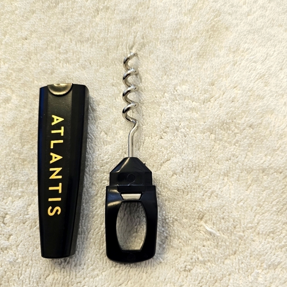 NEW ATLANTIS Wine Opener in Black & Gold